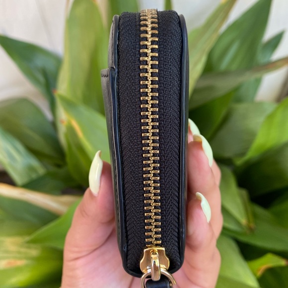 Black Kate Spade Wallet 🖤 - Picture 5 of 8